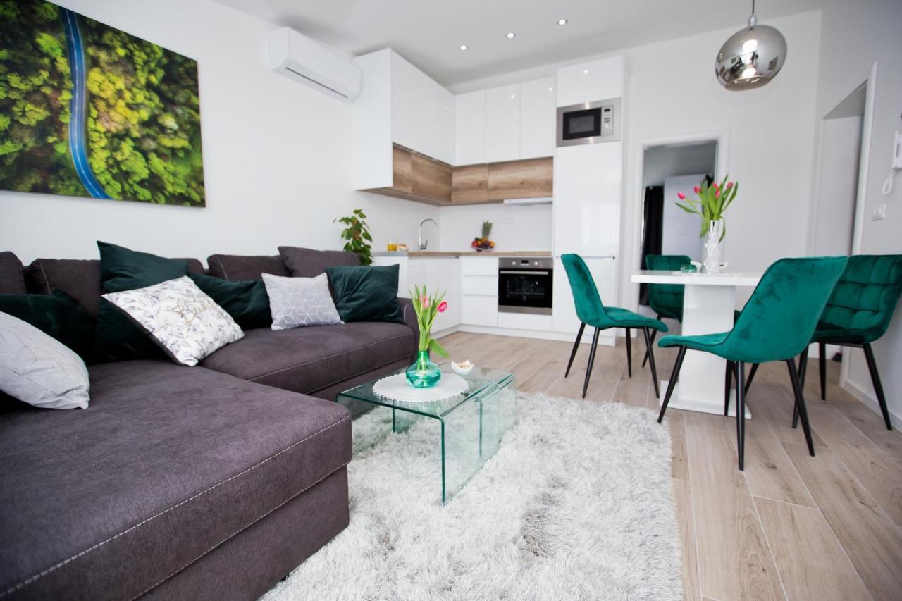 Luxury Apartments Mia Podstrana Ngoại thất bức ảnh