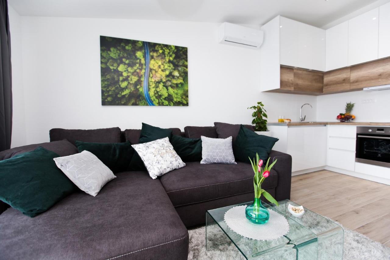 Luxury Apartments Mia Podstrana Ngoại thất bức ảnh
